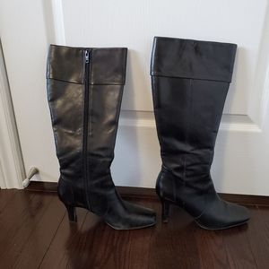 Luca Ferri women's boots size 8